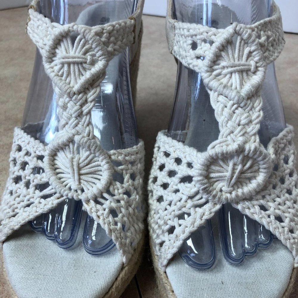 NWOB SoftMoc Emmy White Crochet Espadrilles Wedge Sandals Size 8 - Picture 13 of 13